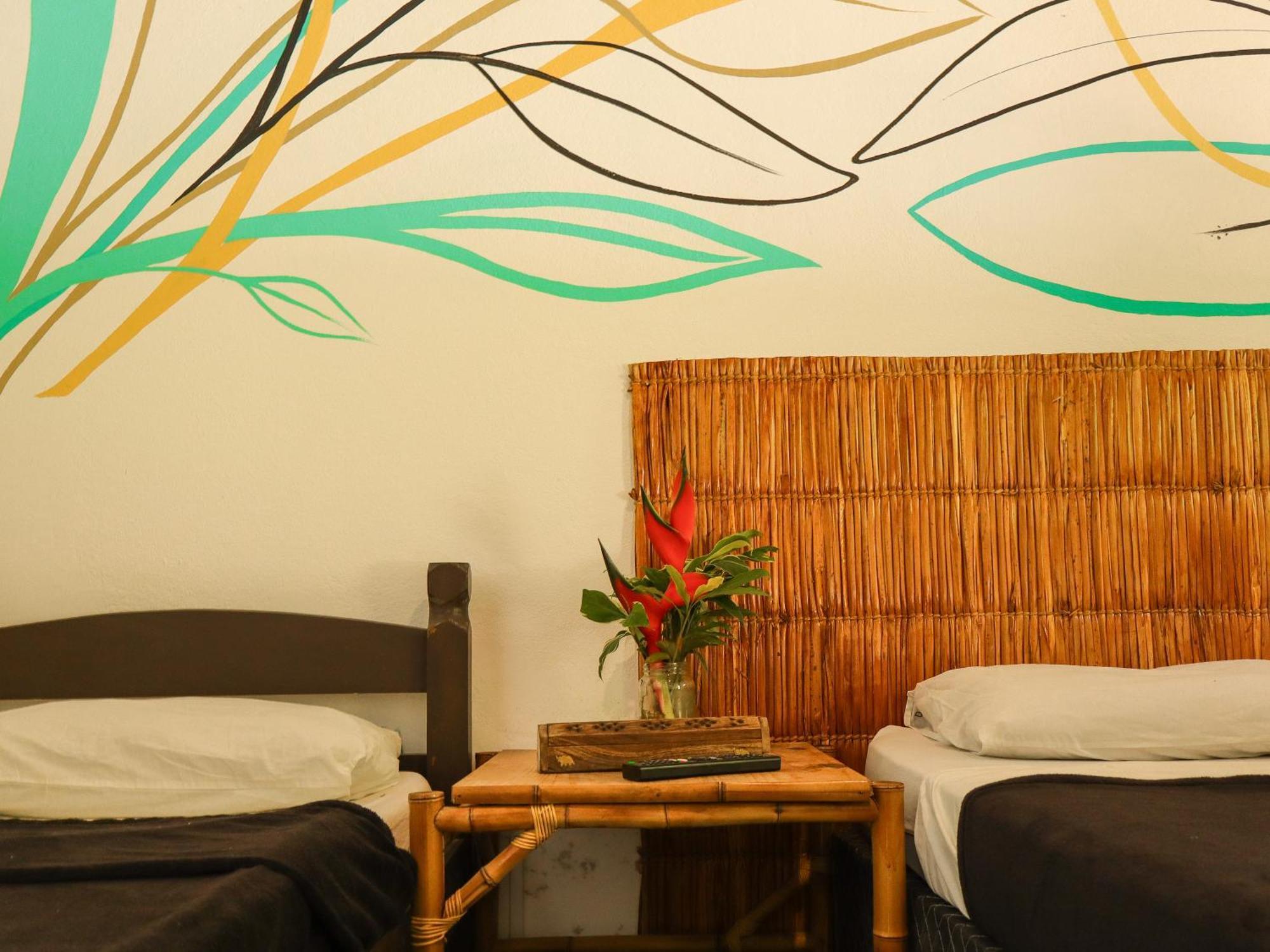 Hostel Marthi Itamambuca Убатуба Екстериор снимка